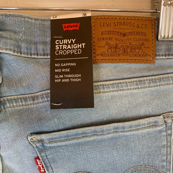 Levi’s Curvy Straight Crop Women’s Light Blue Jeans Size 27 NWT - Picture 8 of 13